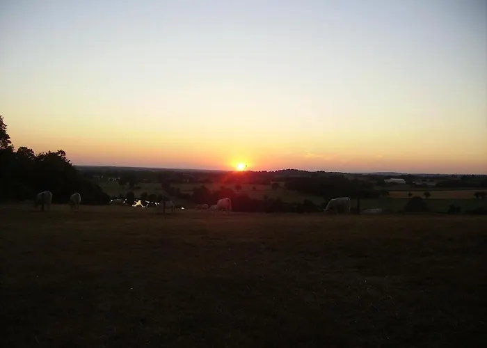 Domaine Du Puy Bobet - Vue Unique & Charme 10 Pers Holiday home Saint-Paul-en-Pareds